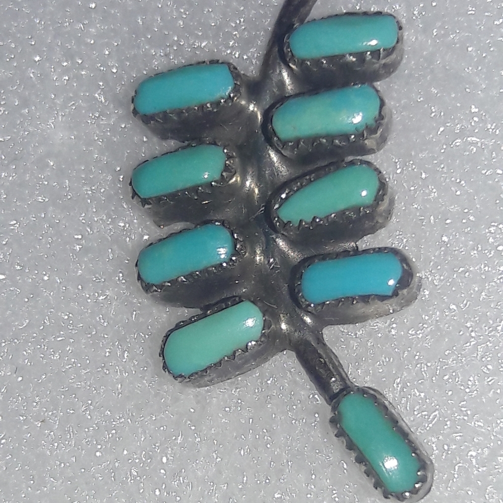 Zuni Petit point Native American turquoise pin
